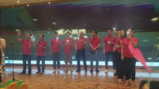 成人抖音下载祝大家中秋快乐！专注肖特基二极管16年